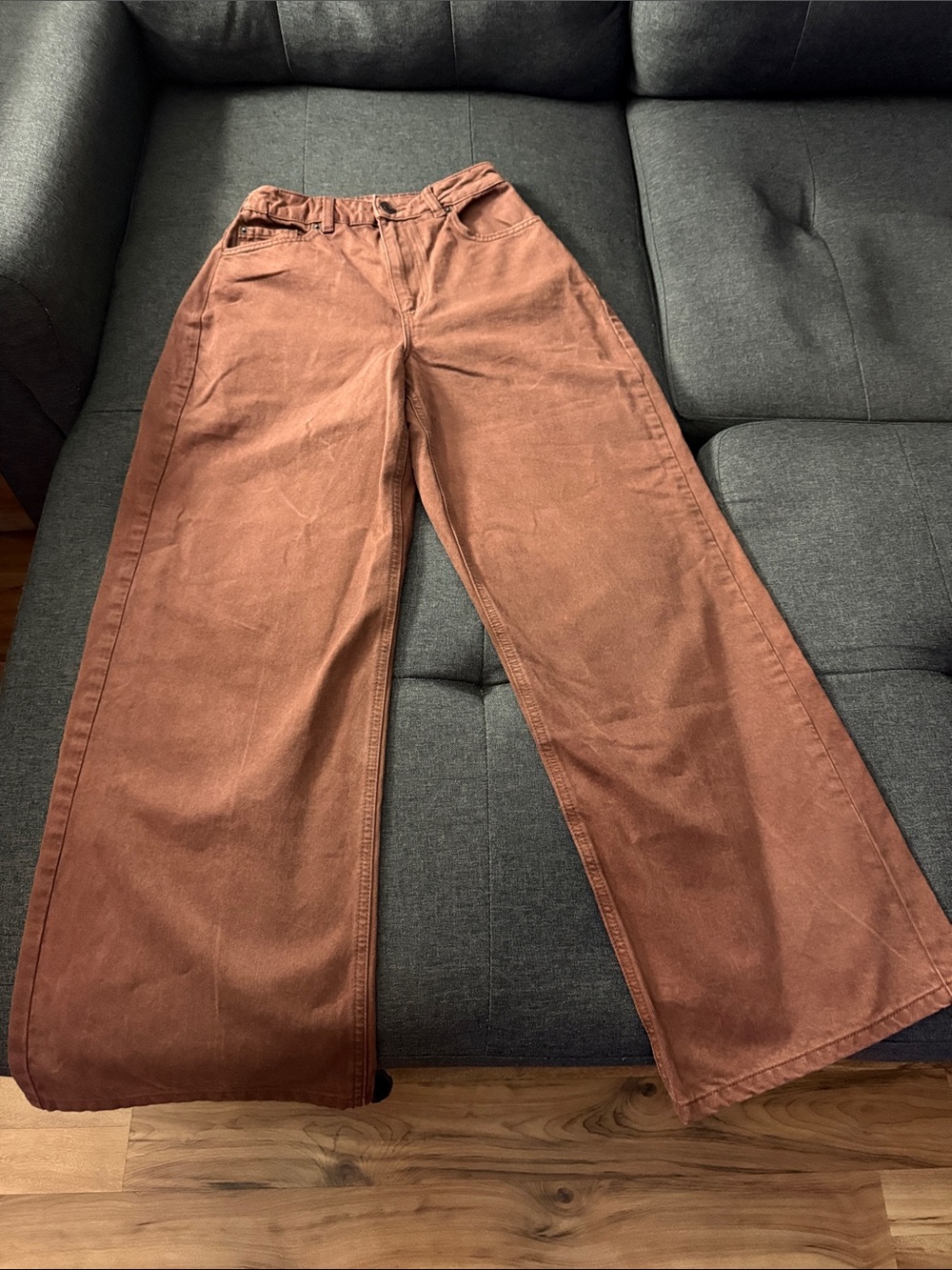 Wide-Leg High-Rise Women's Jeans in Rust Brown